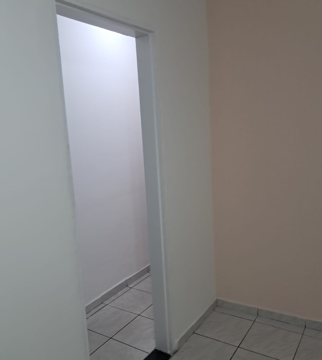 C3827 16.jpeg